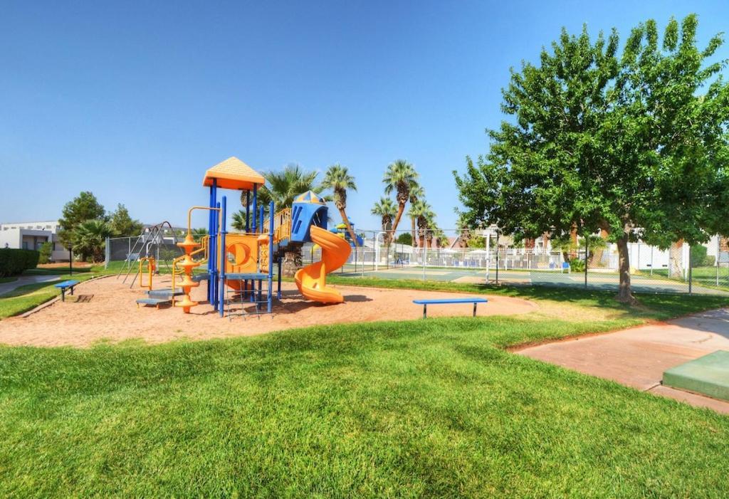 704 Main Level 3 Bd Unit In Las Palmas, Shared Pool And Hot Tub, Great Clubhouse Amenities St. George Exterior photo