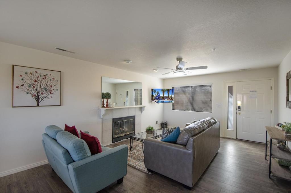 704 Main Level 3 Bd Unit In Las Palmas, Shared Pool And Hot Tub, Great Clubhouse Amenities St. George Exterior photo
