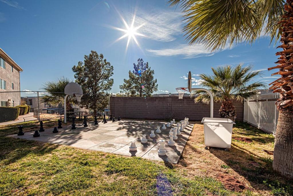 704 Main Level 3 Bd Unit In Las Palmas, Shared Pool And Hot Tub, Great Clubhouse Amenities St. George Exterior photo